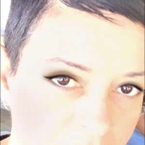 Meet your Posher, Fredricka